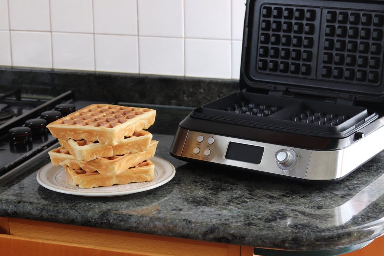 AICOOK | Waffle Maker 1600w, Smart Pro Belgian Waffle Iron